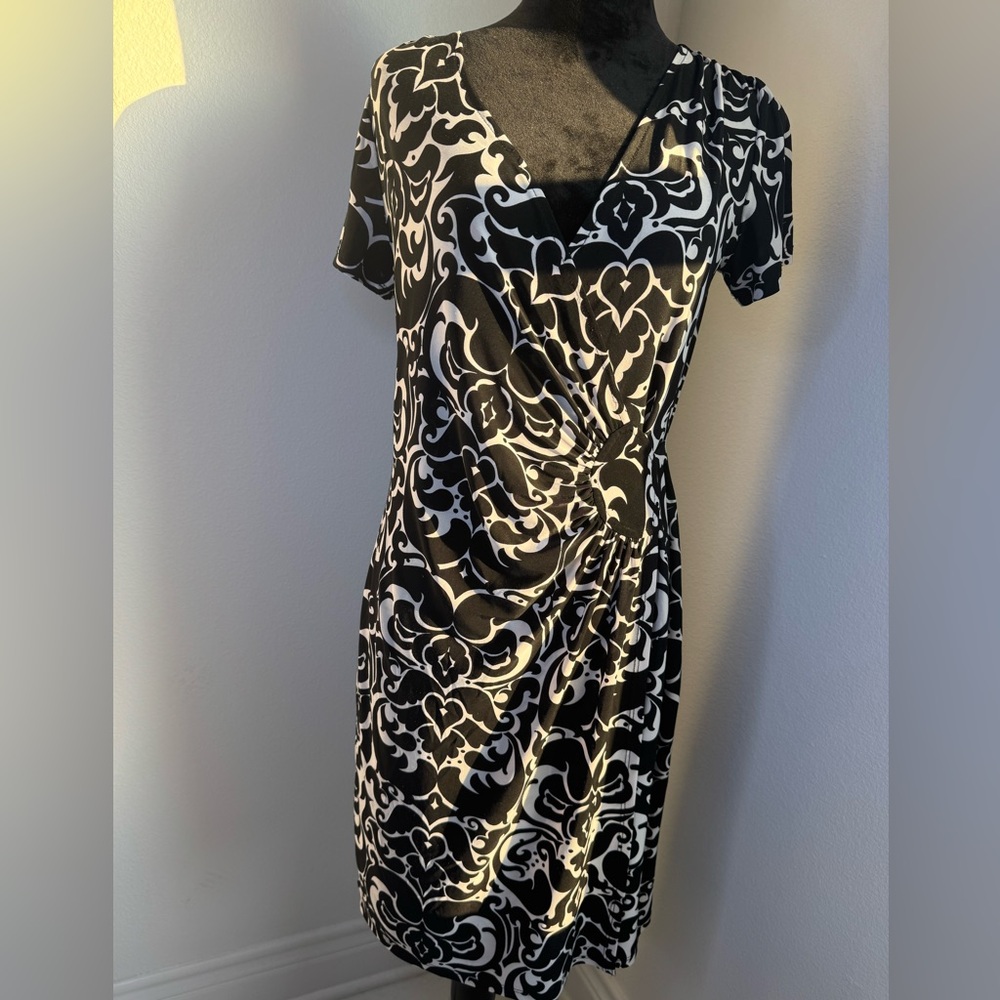 Good Pre-Loved Condition Aa Studio Monochrome Wrap-Style Floral Fabric Size 6
